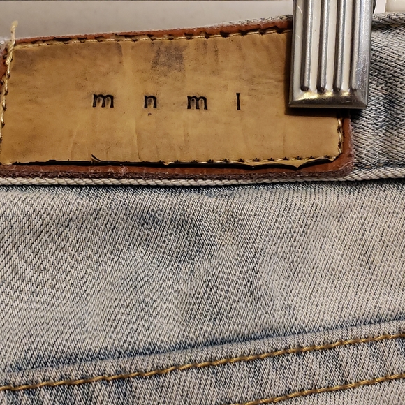 MNML Button-fly zipper, detail @ ankle, light wash. Labeled size 30 - Picture 5 of 9